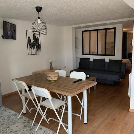 Appartement Dans Maison Basque Mouguerre Esterno foto